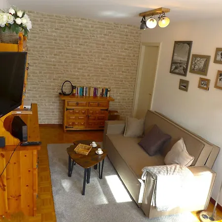 Du Golf A 07 By Interhome